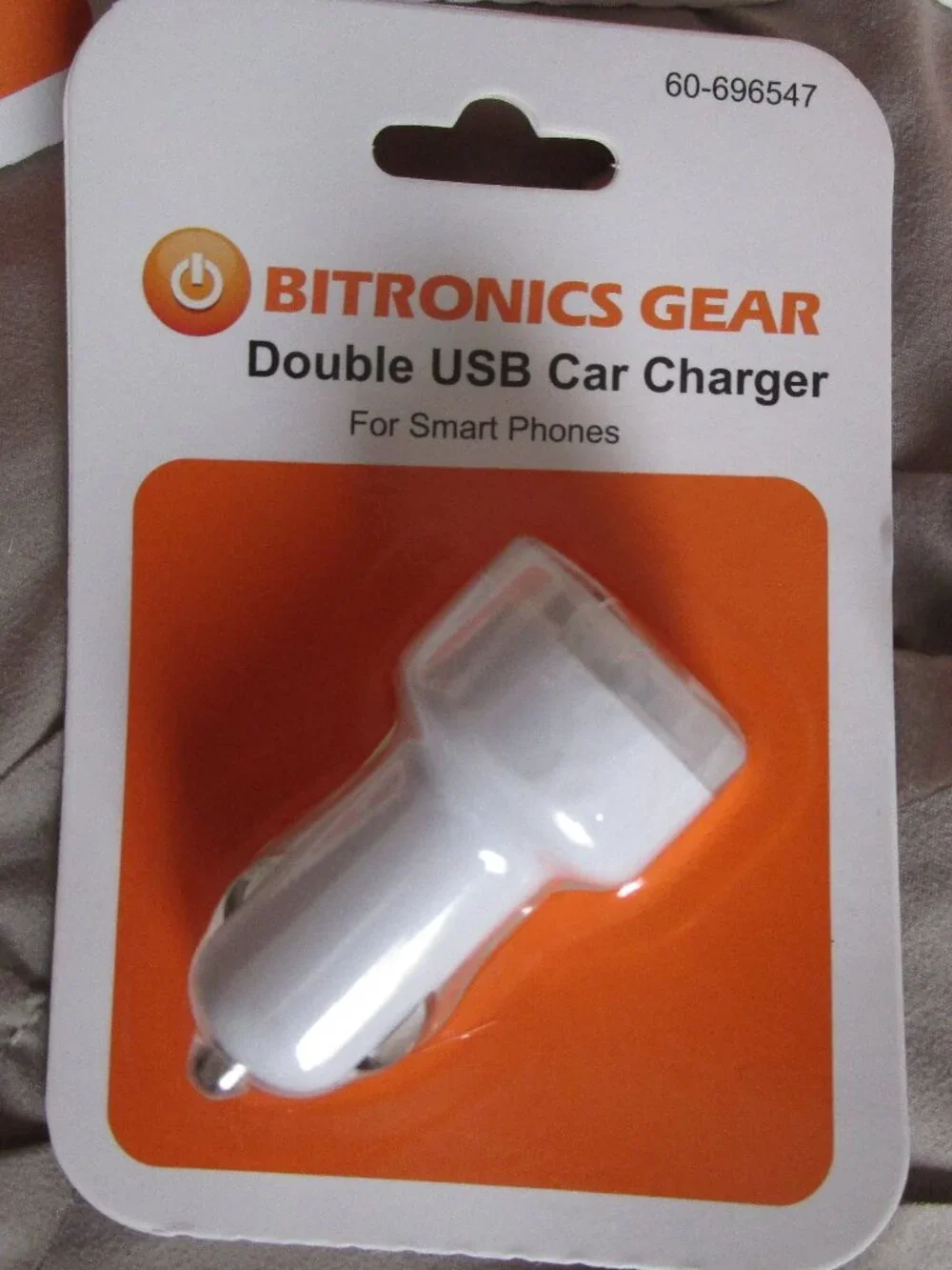 NWT dual USB car charger